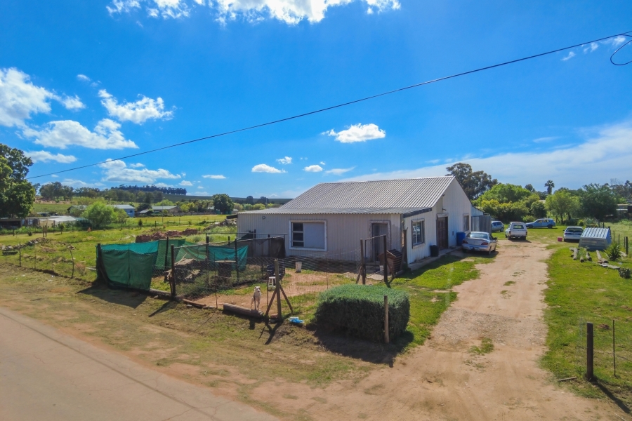 1 Bedroom Property for Sale in Hooikraal Western Cape